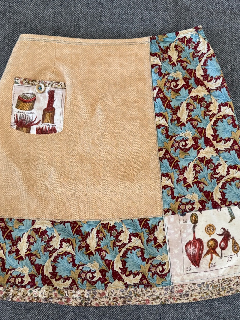 ELIZABETHAN HANDMADE SKIRT OF VINTAGE MATERIALS